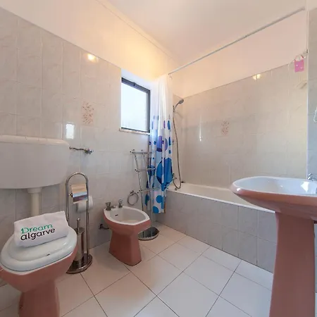 B98 - Rio A Vista Da Rocha * Portimao